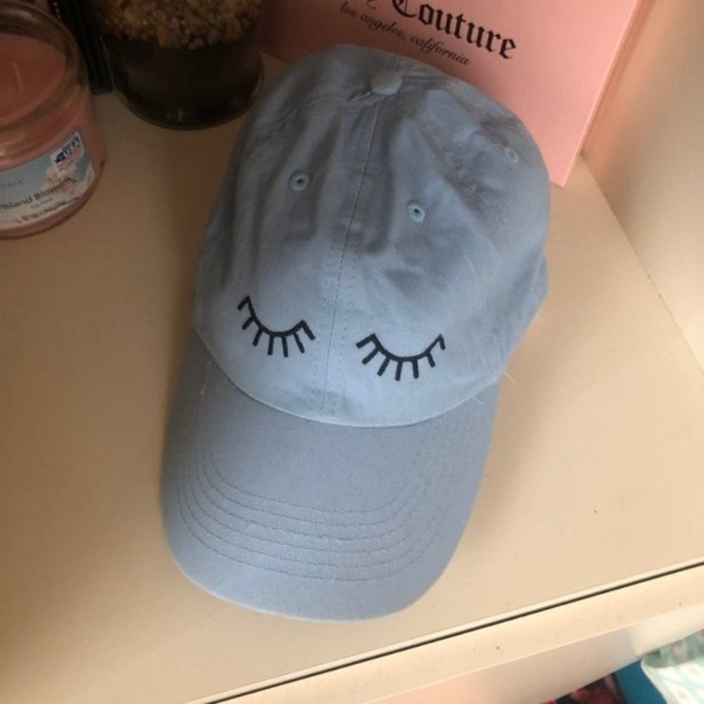 Closed Eyes hat